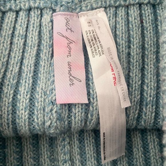 Out From Under Shorts Women Size S Knit Short Turquoise Elastic Waist Distressed - Picture 7 of 9